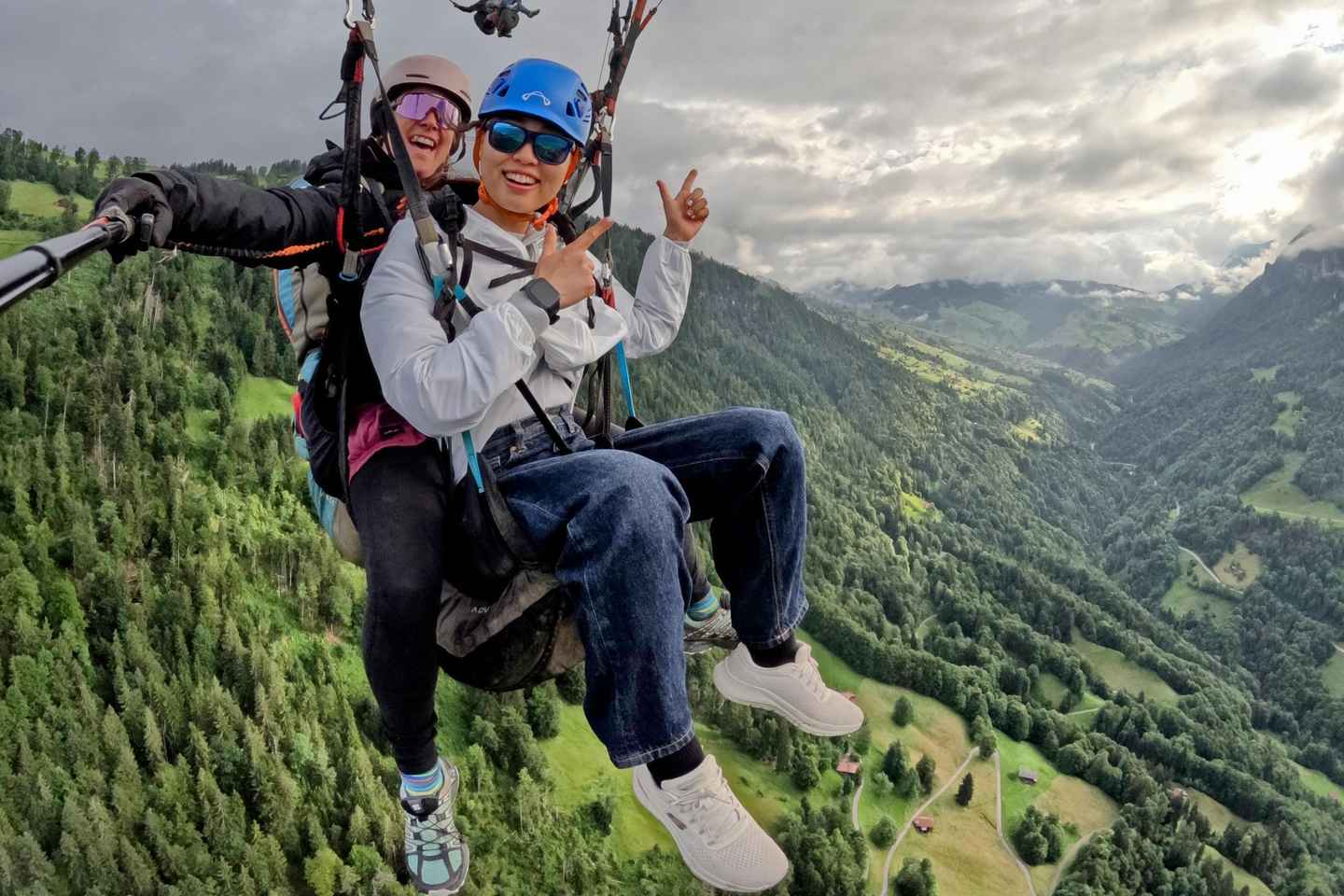 Paragliding Tandem Flight in Interlaken - Paragliding Tandem Flight in Interlaken