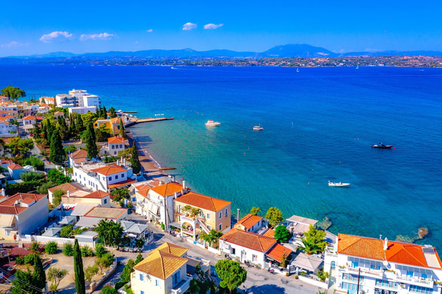 Spetses Island: Full Day Trip from Athens with Swimming
