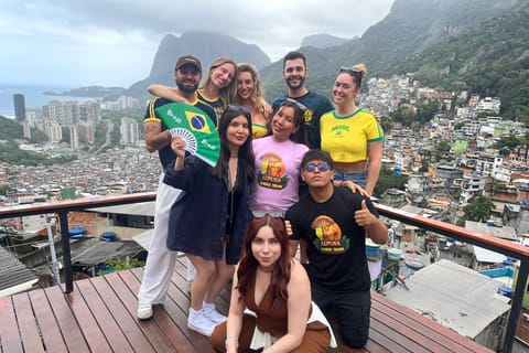 Rocinha Favela Tour, With Capoeira Show, and a View of Morro dos Irmãos