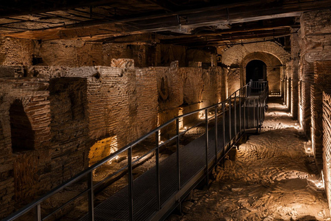 Rome: Exclusive Pantheon Hidden Spaces Guided Tour & Entry Rome: Exclusive Neptune Basilica Spaces Tour & PantheonEntry