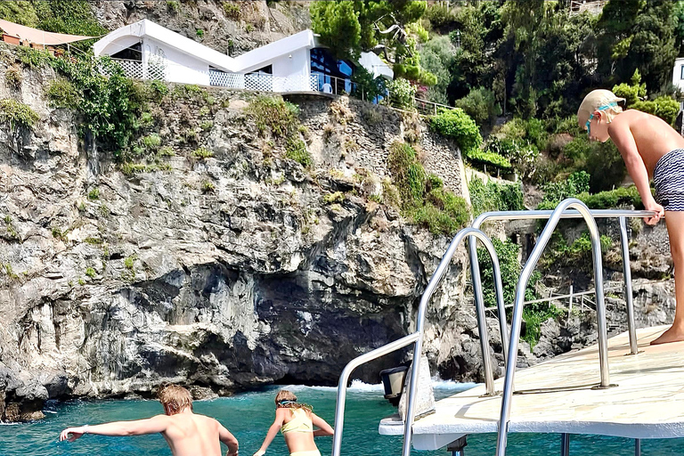 Boat trip from Amalfi: Party boat with music and drinks