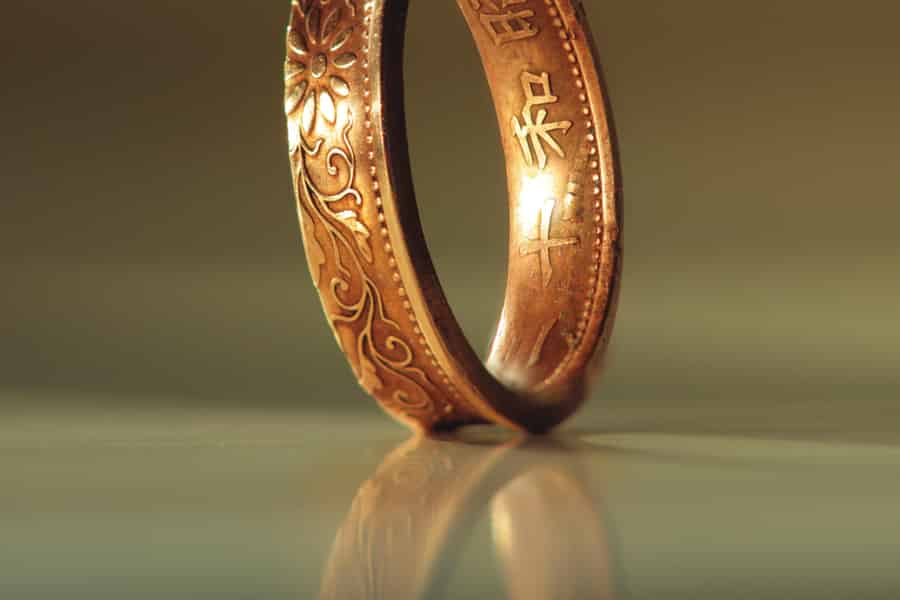 Tokio, Asakusa: Ring-Workshop mit Vintage-Münzen. Foto: GetYourGuide Tokio, Asakusa: Ring-Workshop mit Vintage-Münzen. Foto: GetYourGuide