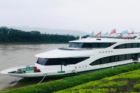 Guilin: Li River Cruise to Yangshuo with Hotel Pickup Li River 5-Star Cruise Upper Deck with Hotel Pickup
