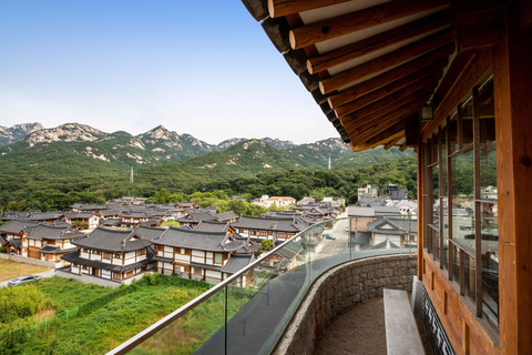 Seúl: Gimpo DMZ a Aegibong, Gochujang DIY, Hanok (EG Tour)Visita compartida a la DMZ de Gimpo, encuentro en Myeongdong