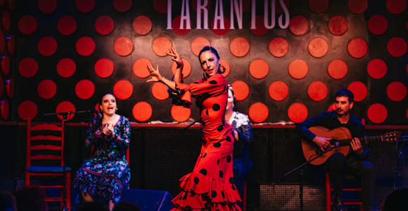 Barcelona: Tapas and Flamenco Experience