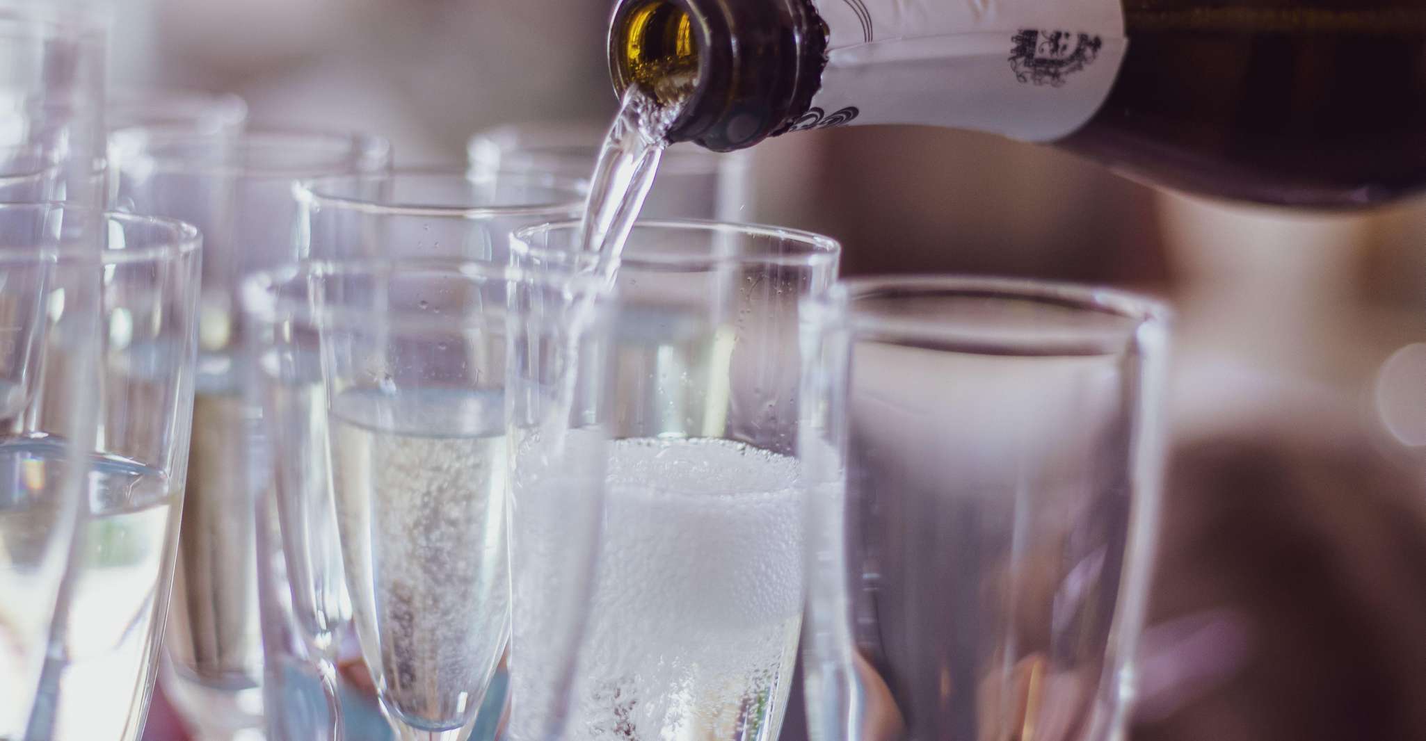 Budapest: By Night Sightseeing Cruise with Welcome Drink photo 6