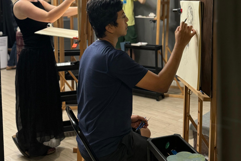 Florence: Create Your Own Oil Painting in a Real Art Studio Sunday Premium Atelier Session