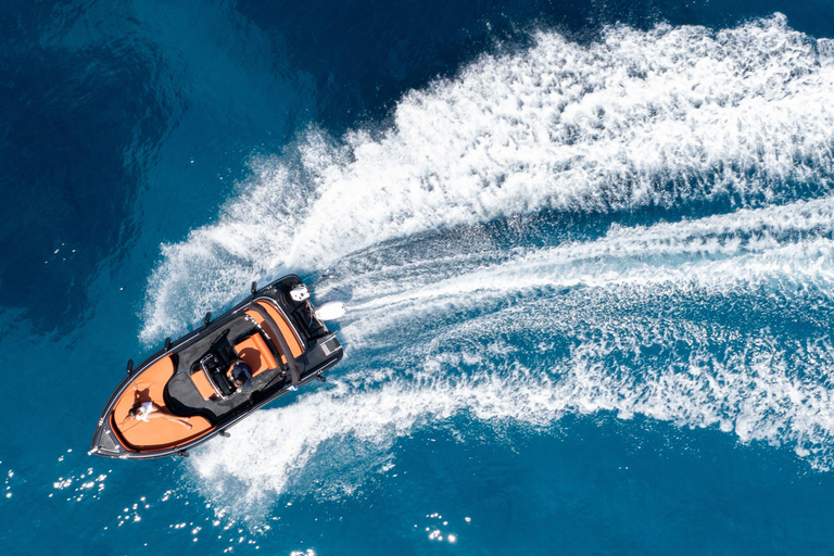 Paleokastritsa: Private Speedboat Tour to Paradise Beach