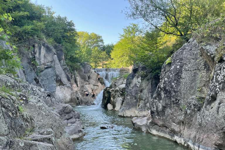 Tbilisi: Waterfalls Adventure – Swim, Chill & Relax