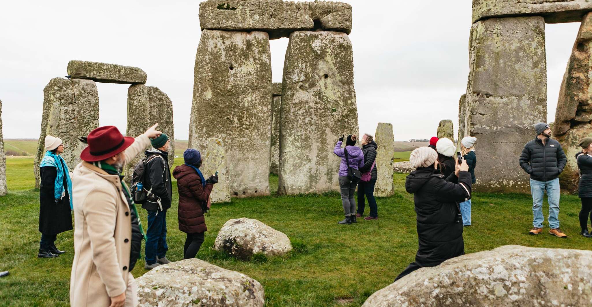 Desde Londres, Stonehenge Inner Circle y Windsor Day Trip - Housity
