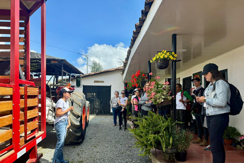 La Union, Antioquia: Tour on a Tourist Tractor