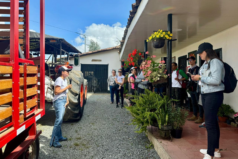 La Union, Antioquia: Tour on a Tourist Tractor