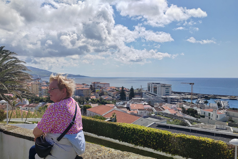 Half Day City Tour in Beautiful Ponta Delgada DE/EN/PT