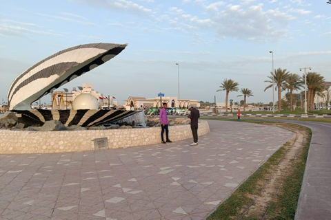 Tour pelos destaques de Doha com guia de turismo que fala alemãoTour pelos pontos turísticos de Doha com guia de turismo que fala alemão