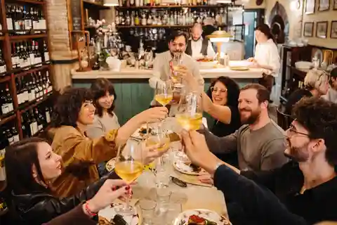 Foodtour durch Rom: Aperitivo in Trastevere, Wein & Pasta-Abendessen