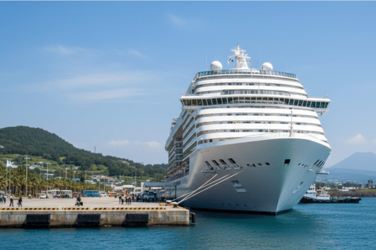 Jeju Island : UNESCO Heritage Day Tour for Cruise Passengers