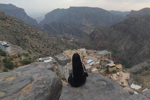 Muscat: Jebel Akhdar and Birkat Al Mouz Guided Day Trip
