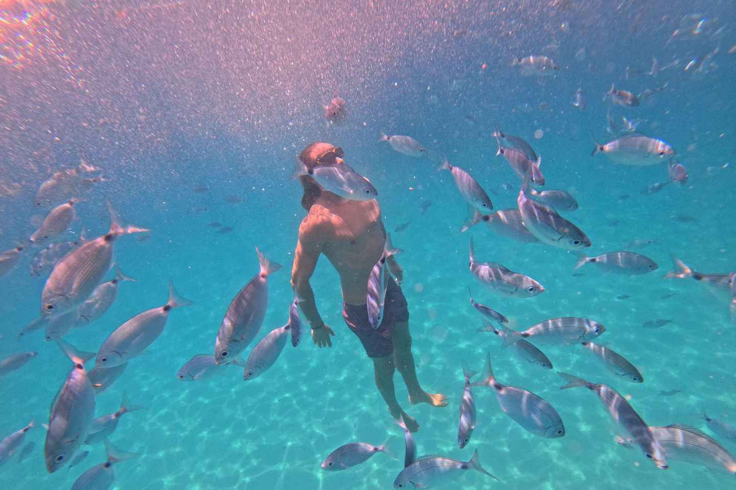 Cagliari: Boat Tour, 4 Stops, Swim, Snorkeling, & 1 Spritz