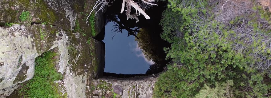 Égine : randonnée vers 3 citernes et 2 villages abandonnés