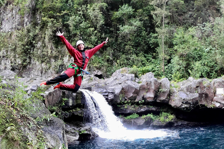 Langevin River Canyoning - Fun & Aquatic Canyoning on the Langevin River - Fun & Aquatic