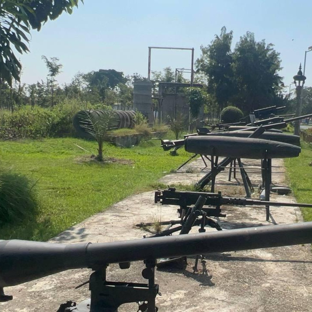 Colagem de mídia