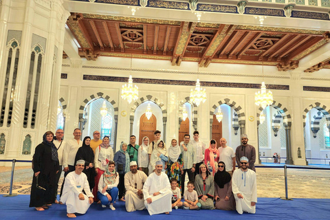 Grand Mosque, Nakhal Fort & Wakan Village Tour