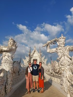 Chiang Rai, Guided Tour of 8 Highlights with Thai Buffet - Housity