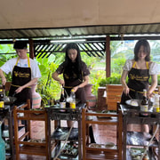 Ao Nang: Siam Cuisine 6-Dish Thai Cooking from Scratch.