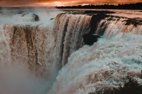 Dia inteiro nas Cataratas do Iguaçu em ambos os lados - Brasil e Argentina