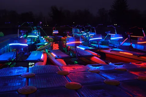 Belfast: Tour guidato notturno di idrobike sul fiume Lagan