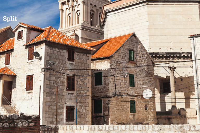 Trogir: Naufragio - Tour en barco con todo incluido por la Laguna AzulTrogir: Crucero Naufragio-Laguna Azul-Eslatina Todo Incluido