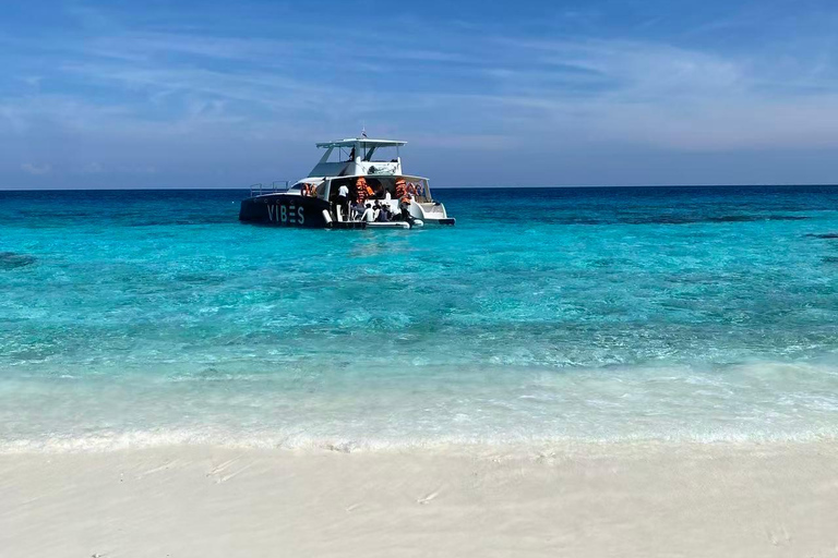 Phuket Luxury Small Group Yacht Tour & Water Toys & Racha