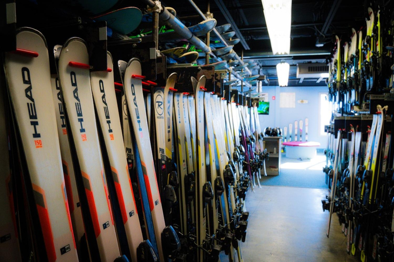 Ski experience in Cerro Catedral: Full equipment and technical advice Skiing at Cerro Catedral: Full Equipment and Technical Advice