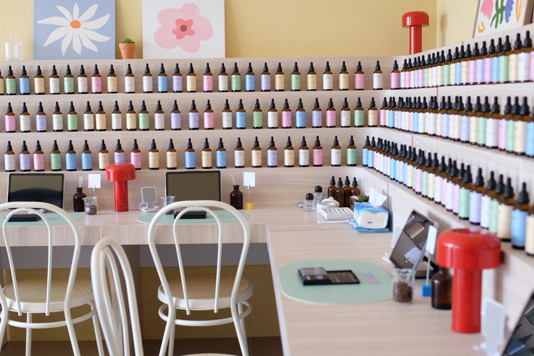 Seminyak: crea il tuo profumo a Bali50 ml - Esperienza di creazione di profumi