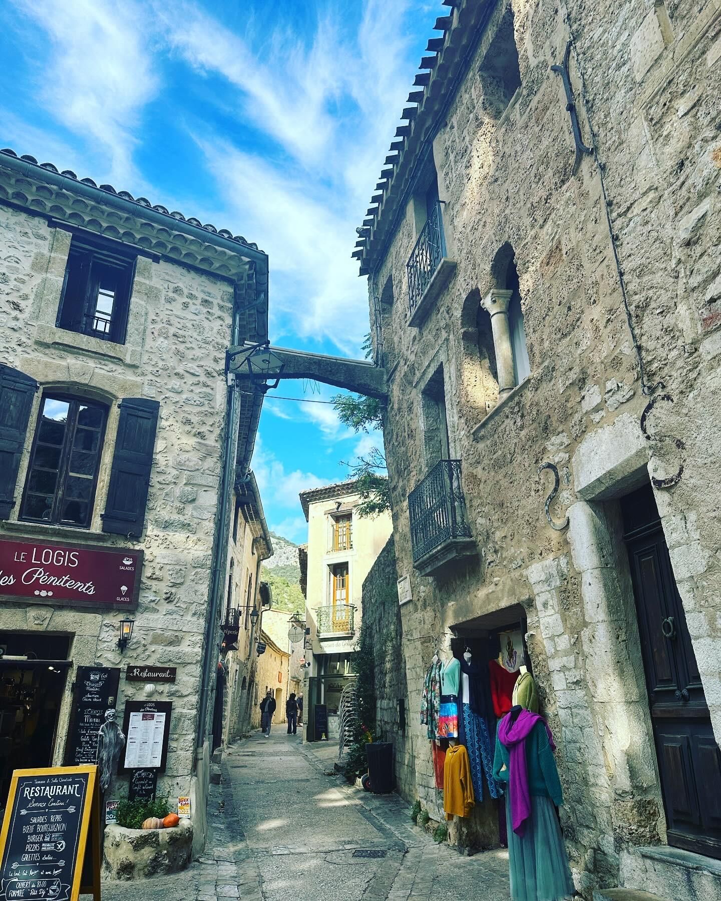 Halbtägiger Ausflug nach Saint-Guilhem-le-Désert