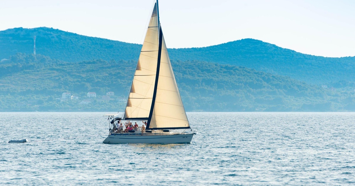 Halbtägige private Segeltour auf dem Archipel von Zadar GetYourGuide