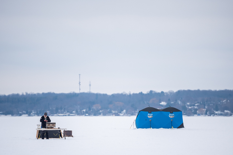 Lake Simcoe: Ice fishing experience