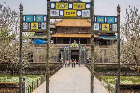 Hai Van Pass &Hue Imperial City en voiture privée Hoi An/DaNang