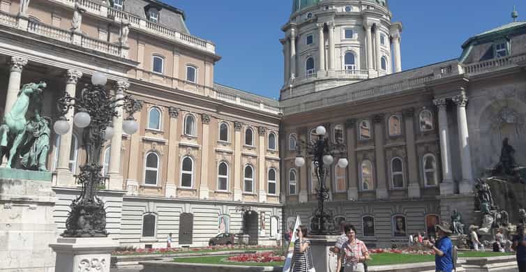 Budapest: Buda Castle District Walking Tour photo 10