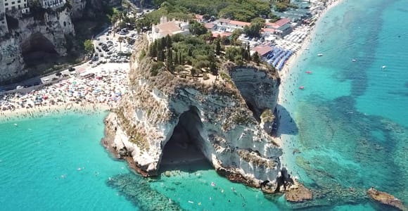 Tropea: Boat cruise along the Coast of the Gods – maximum 12 people on board