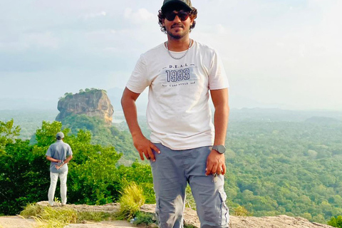 From Galle: Sigiriya Private Tour with Sunset Climb