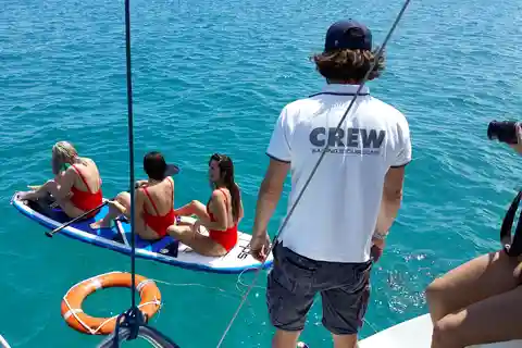 CORRALEJO: PRIVATE TOUR BY SAILBOAT AROUND LOBOS ISLAND