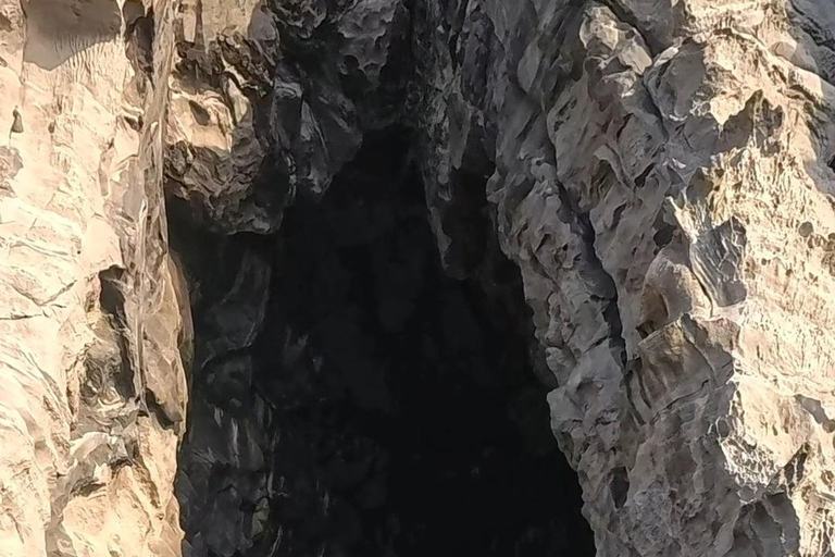 São Miguel: Sunset Boat Tour – Golden Light, Cliffs & Caves