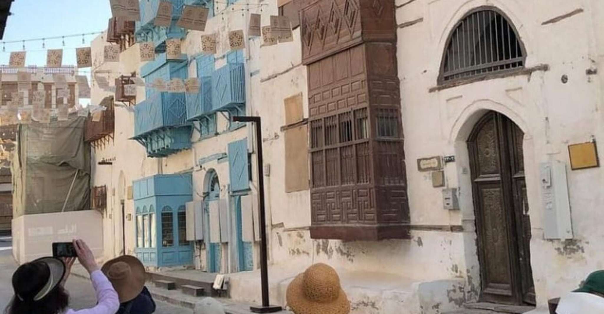 Jeddah: Historic District Tour by a Local licensed Guide photo 1