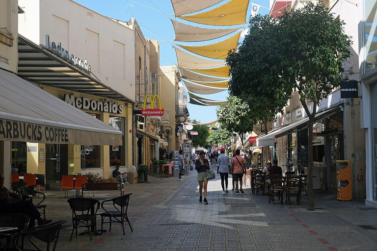 DA PAPHOS: Andata e ritorno dall&#039;isola (Troodos, Nicosia, Larnaca)