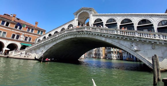Venice Mystery Hunt - Guided Tour with Kids