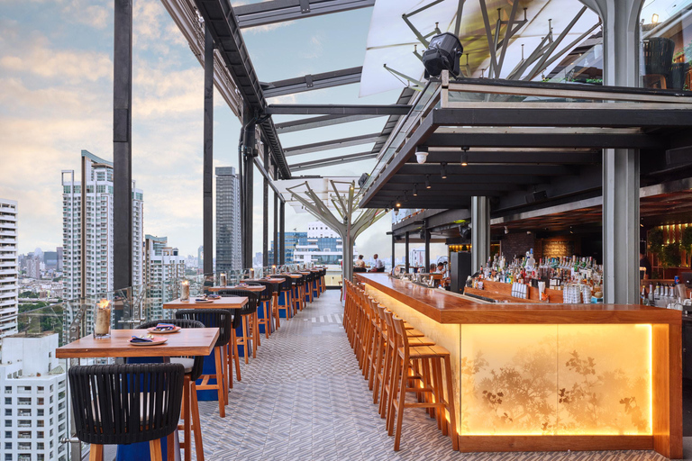 بانكوك: عروض الطعام والشراب على سطح Above Elevenمجموعة مشاركة لشخصين