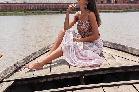 From Bangalore: Taj Mahal, Agra Day-Trip with 5* Hotel Stay From Bangalore: 2day Taj Mahal, Agra Day-Trip with 4*Hotel