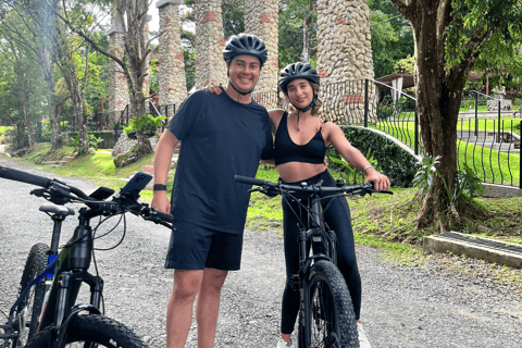 Elektrofahrräder mieten in El Valle de AntonElektrofahrräder mieten in El Valle de Anton - Ganzer Tag