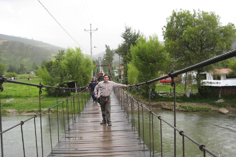 Cajamarca: Tour a la Necrópolis Pre Inca Otuzco, Jardín Botánico y HaciendaEn español